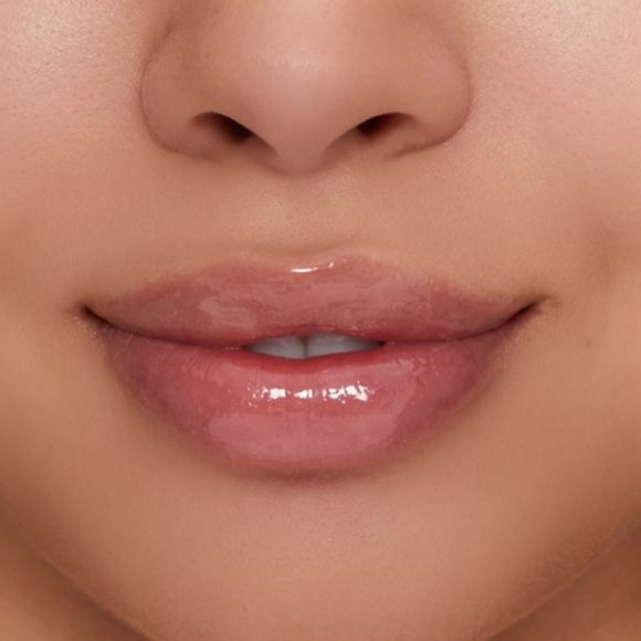 NIB✅KYLIE - Lip Balm Set - Picture 3 of 7